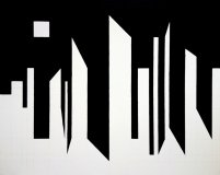 kompozycja miejska z księżycem w kwadrze