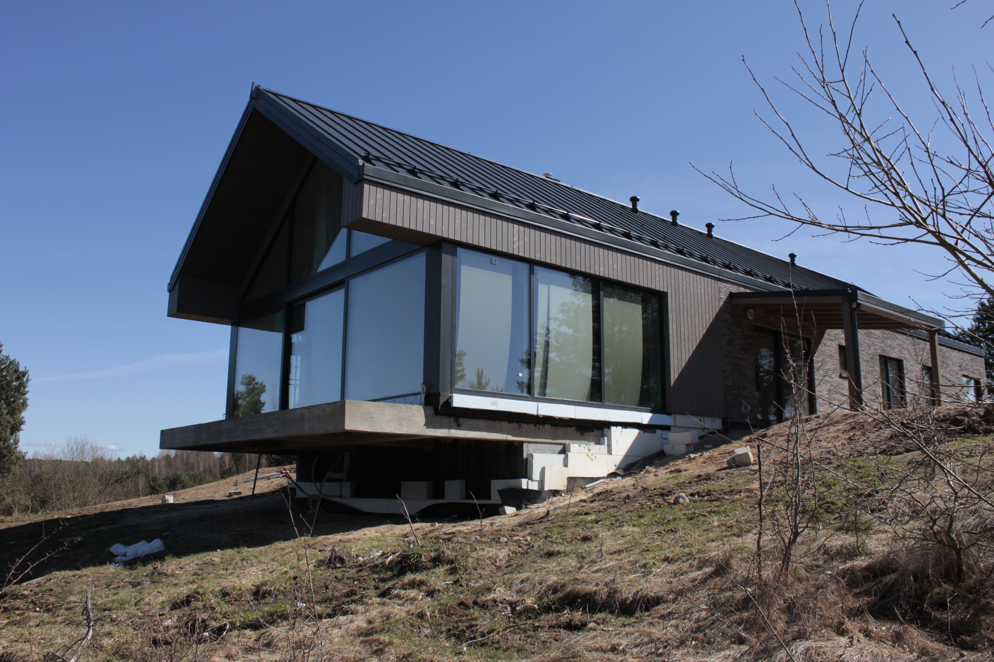 H3 - Dom na Wzgórzu